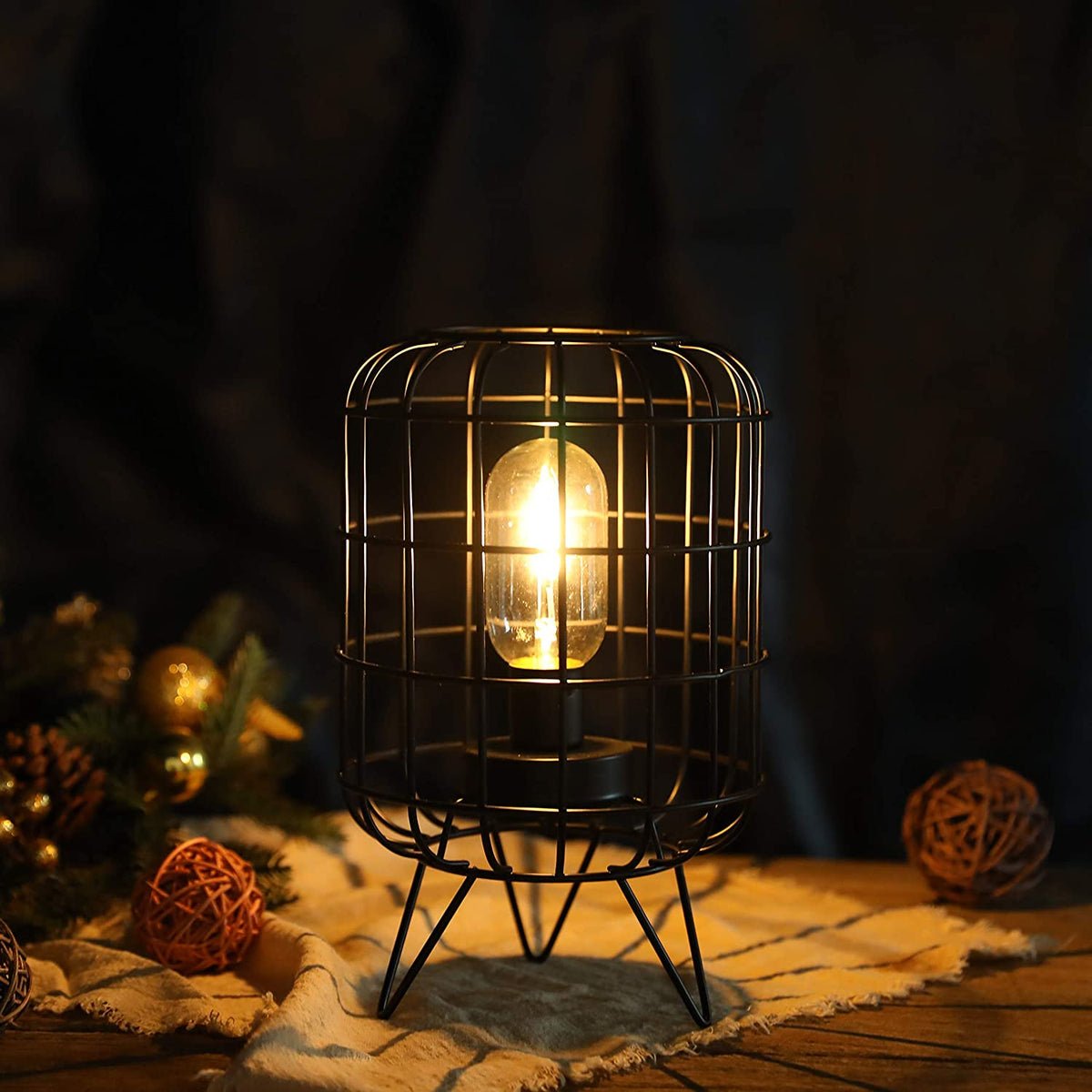 10''High Battery-Powered Metal Table lamp